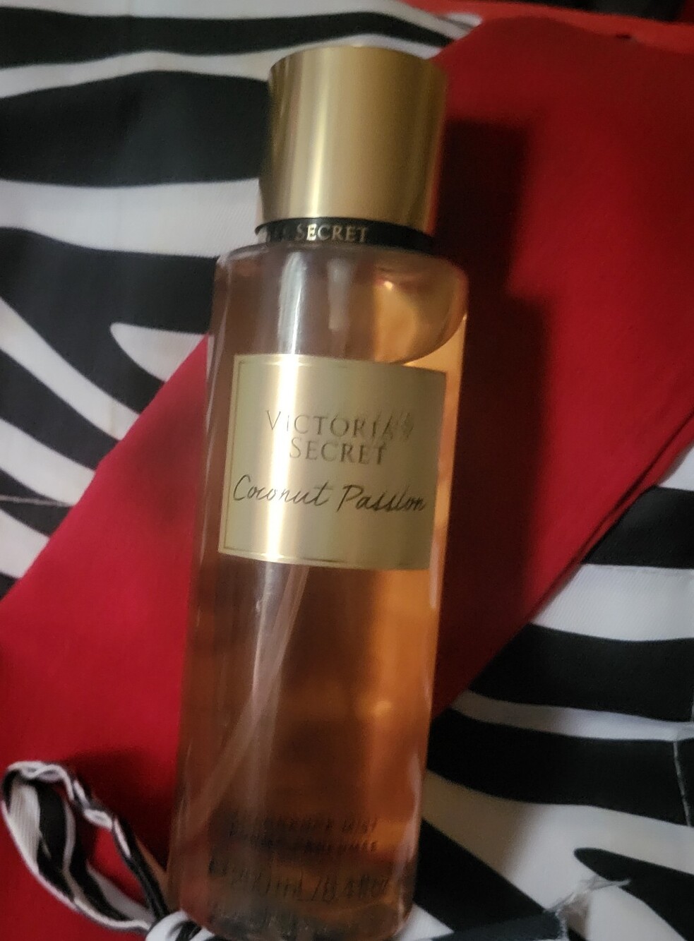 Women's Body Mist (COCONUT PASSION) By Victoria Secret